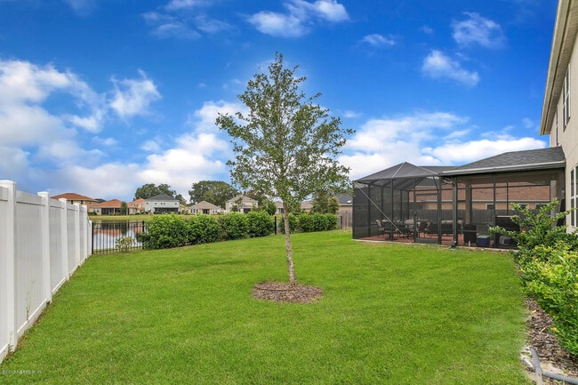 Foto del edificio - 258 Heritage Oaks Dr