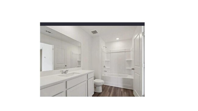 Foto del edificio - 234 Gillis Wy