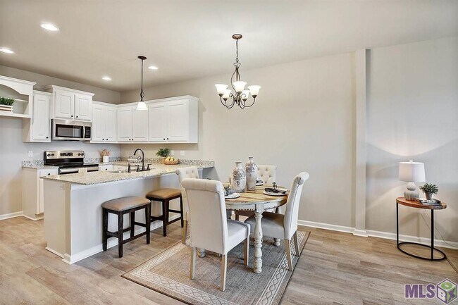 Foto del edificio - 2948 S Roth Ave