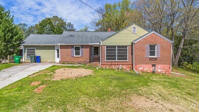 Building Photo - 1806 Coventry Rd