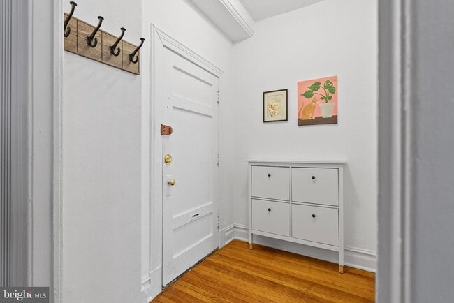 Building Photo - 1526 17th St NW