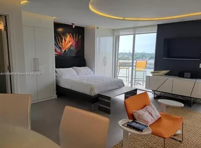 Foto del edificio - 5880  Collins Ave  604 Miami Beach Fl 33140