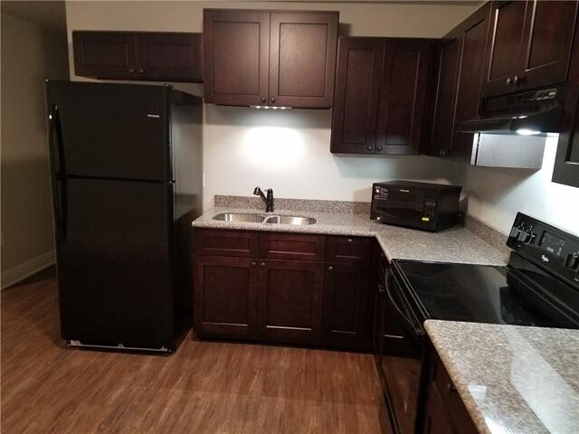 Foto del edificio - 710 E Coleman Ave