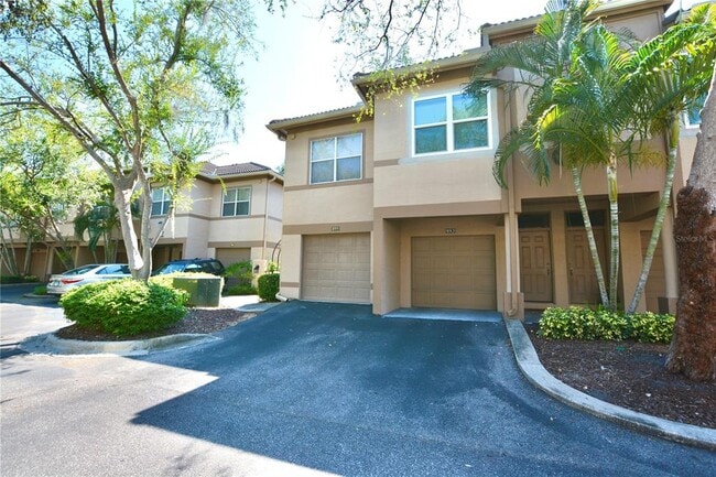 Foto del edificio - 895 Normandy Trace Rd