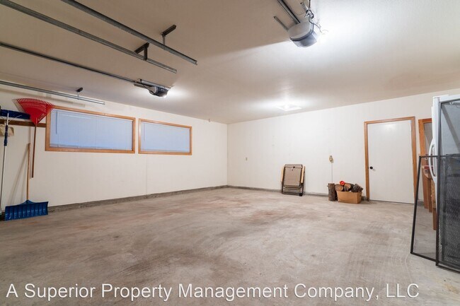 Building Photo - 3 br, 2 bath House - 57873 Cinder Lane