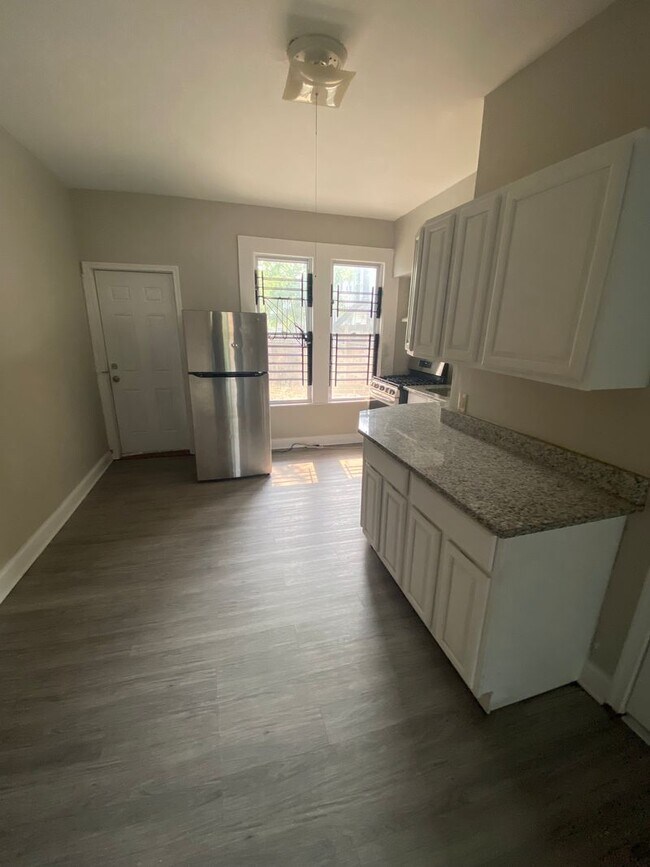 Foto del edificio - 351 Greenmount Ave