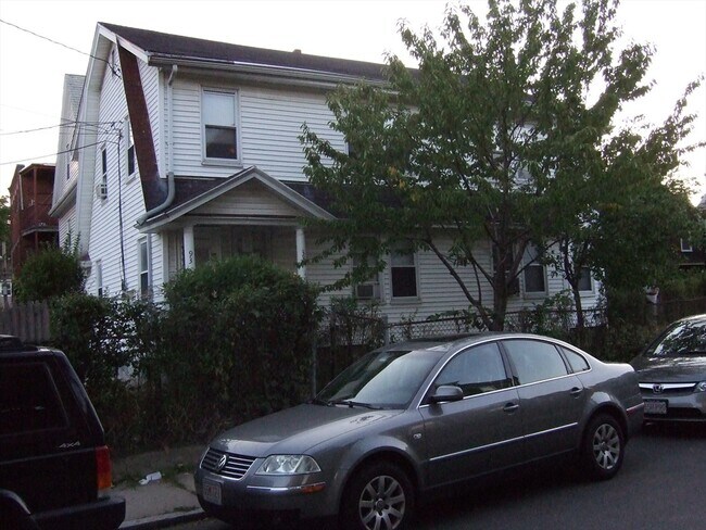 Building Photo - 38 Holman St