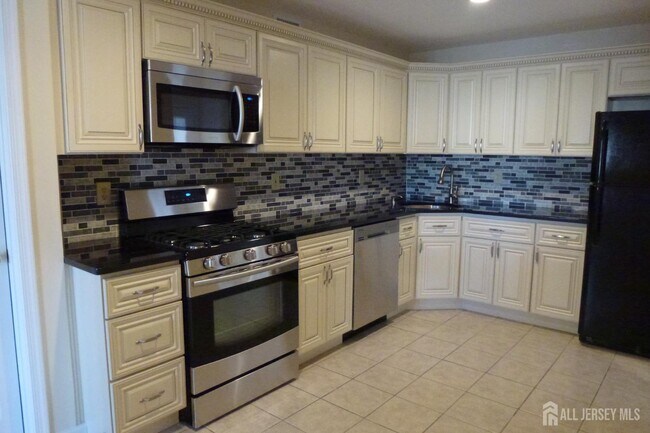 Foto del edificio - 601 Hampshire Dr