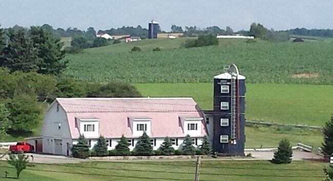 Foto del edificio - 142 Homestead Ln