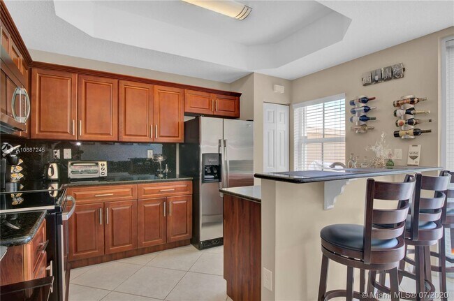 Foto del edificio - 14383 SW 9th Ct 14383 Pembroke Pines Fl 33027