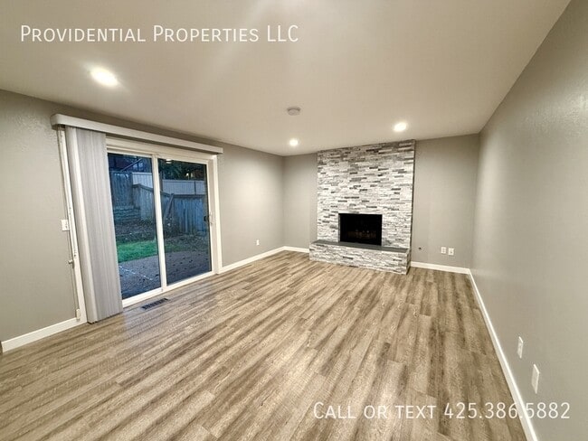 Foto del edificio - 11120 127th Pl NE