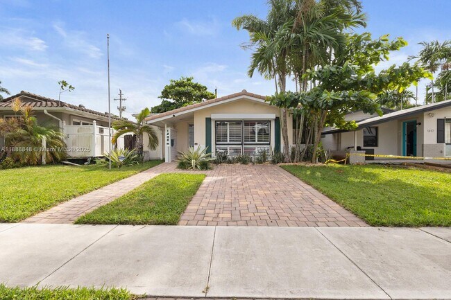 Foto del edificio - 1406 Polk St