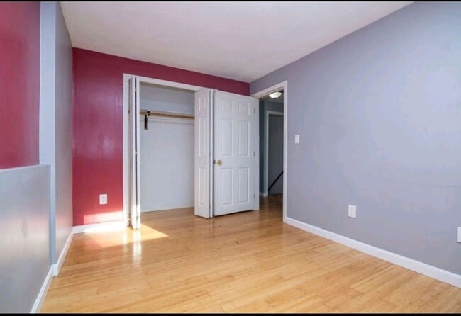 Foto del edificio - Life is better by the beach! Beach side townhouse 3bed 2.5 bath 1 garage,  master suite with priv...