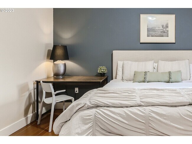 Foto del edificio - 1104 SW Columbia St