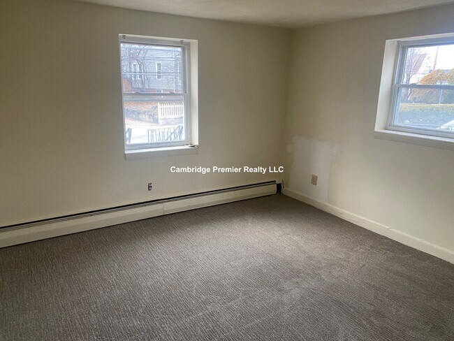 Building Photo - 78 Porter St
