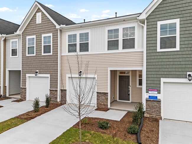 Foto del edificio - 6017 Grey Colt Wy