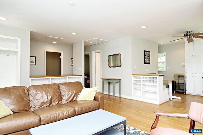Foto del edificio - 231 Stribling Ave