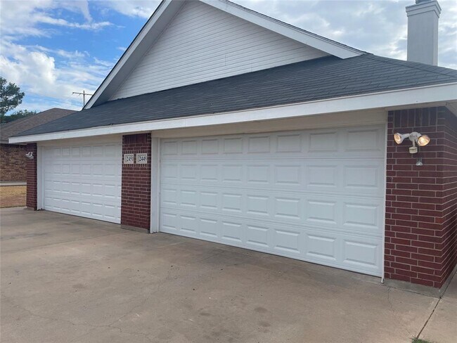 Foto del edificio - 2449 Patriot Commons Rd