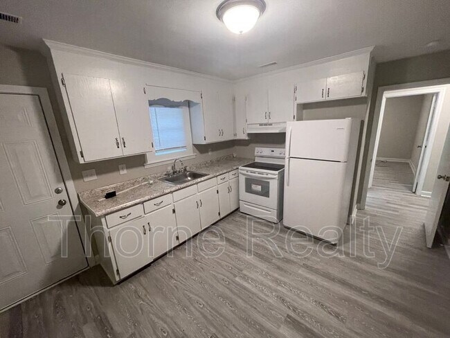 Foto del edificio - 1314 Maple St