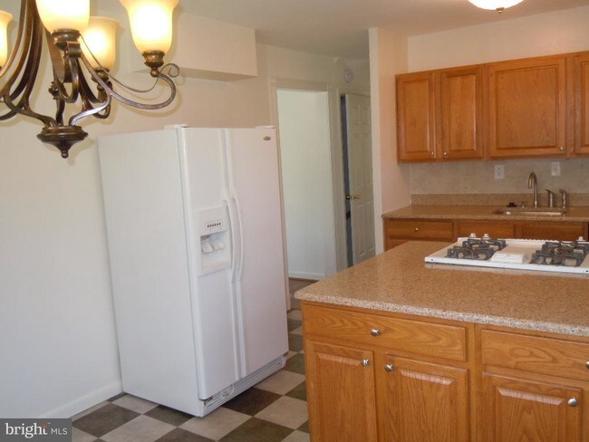 Foto del edificio - 6410 Fairborn Terrace