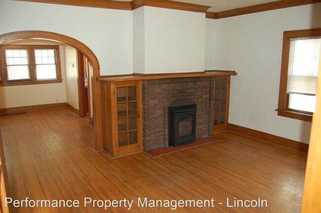 Building Photo - 3 br, 2 bath House - 3154 Vine Street