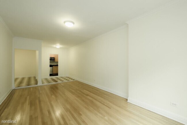 Building Photo - 1 br, 1 bath House - 17 E 67th St 3CB