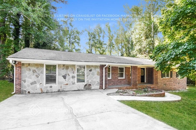 Building Photo - 1432 Cherokee Trail NW