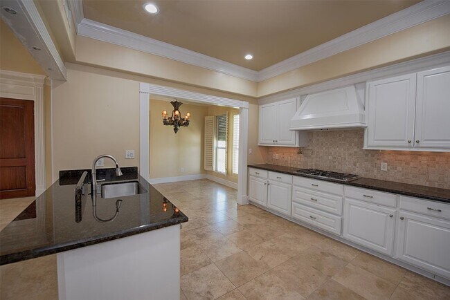 Foto del edificio - 2293 E Bayshore Dr