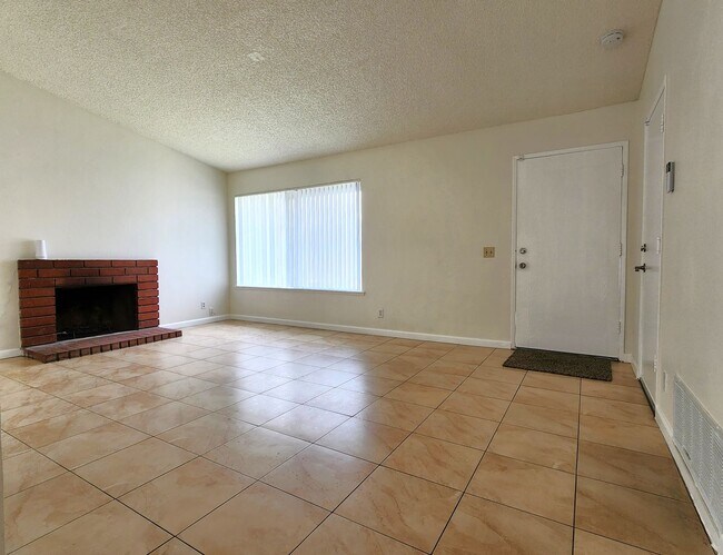 Building Photo - Newly Upgraded 3Bd,2Ba Home in Jurupa Valley