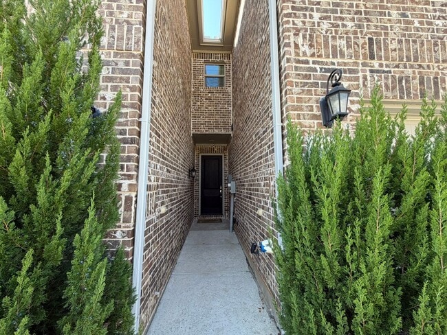 Photo - 624 Hutchinson Ln Apartment