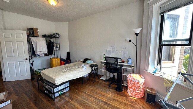 Foto del edificio - 409 Huntington Ave