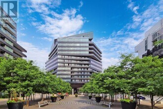 Building Photo - 21 Lawren Harris Square