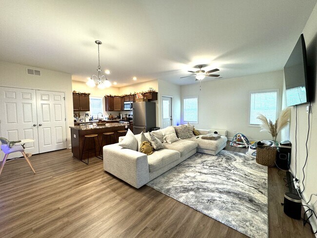 Building Photo - Beautiful Newly Built Home!