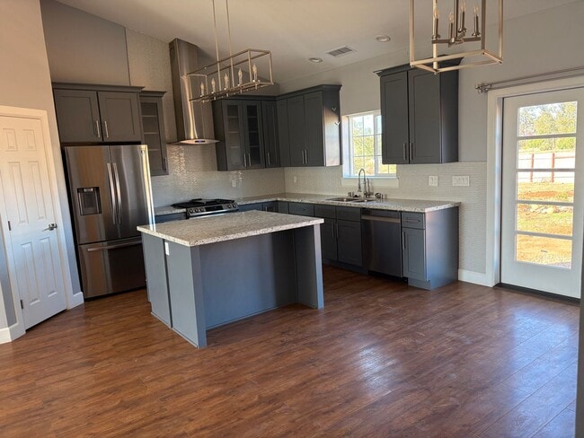 Building Photo - 6404 Clark Rd