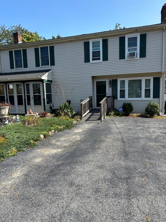 Building Photo - 19 Lena Ln