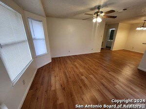 Foto del edificio - 6350 Cambridge Dr