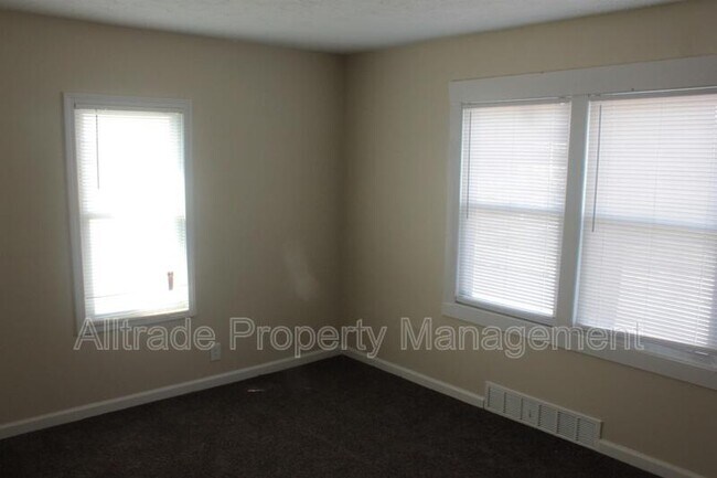 Building Photo - 507 N 31st St