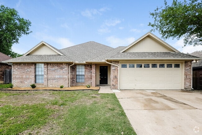 Building Photo - 6504 Running Creek Dr
