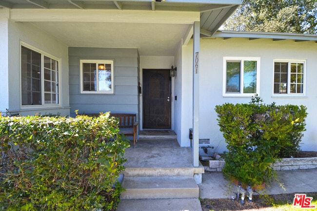 Building Photo - 7061 Louise Ave