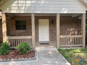 Building Photo - 1306 Carnation Ln