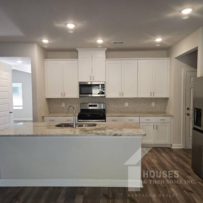 Foto del edificio - 185 Vickery Rd