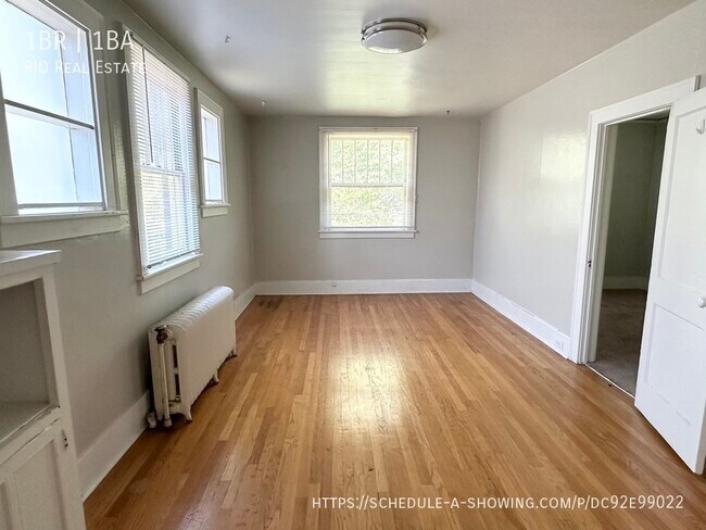 Foto del edificio - Bright One Bedroom In Capitol Hill
