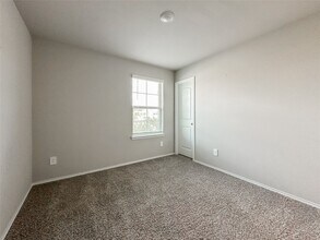 Building Photo - 40507 Birch Shadows Ct