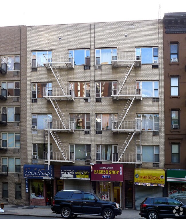 Building Photo - 1734-1736 2nd Ave