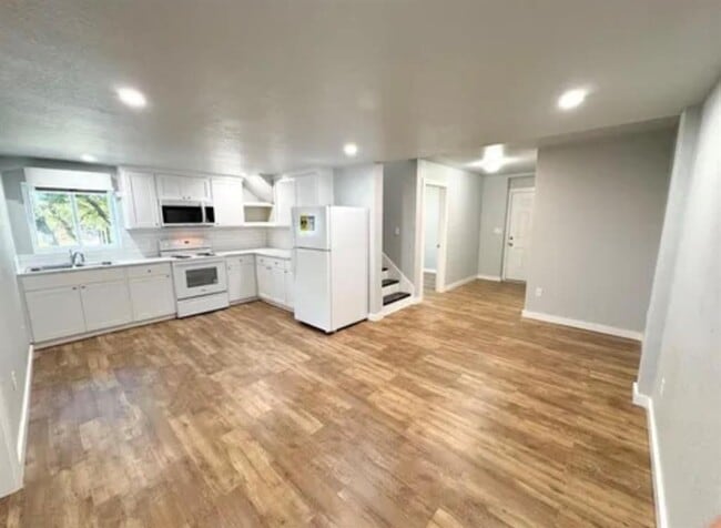 Foto del edificio - 1050 FM970