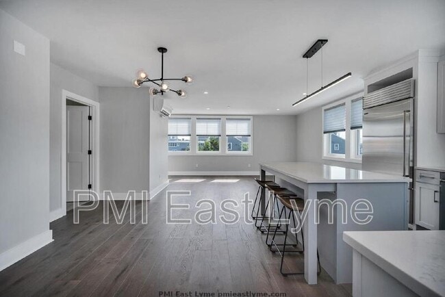 Photo - 3 Water St Apartment