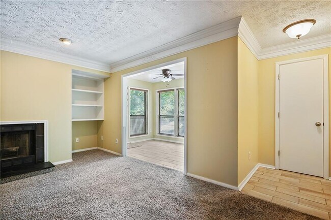 Building Photo - 1014 Dunbar Dr