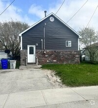 Building Photo - 14 Bruce Ave