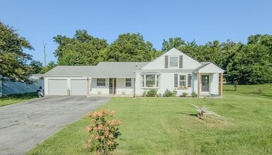 Building Photo - 6112 Sevierville Pike