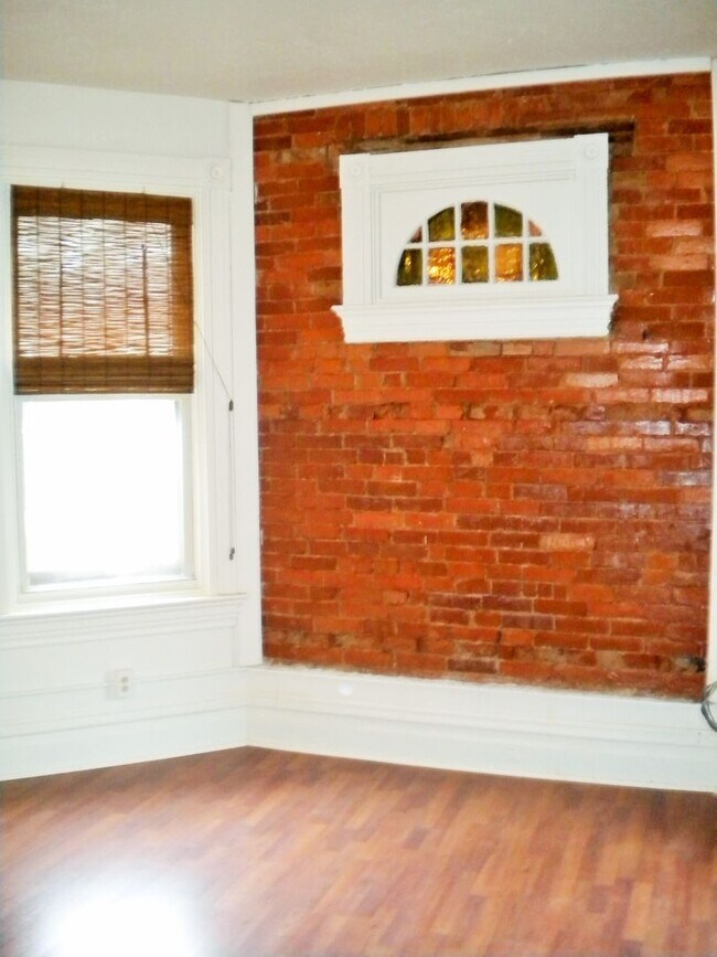 Building Photo - 6829 McPherson Blvd